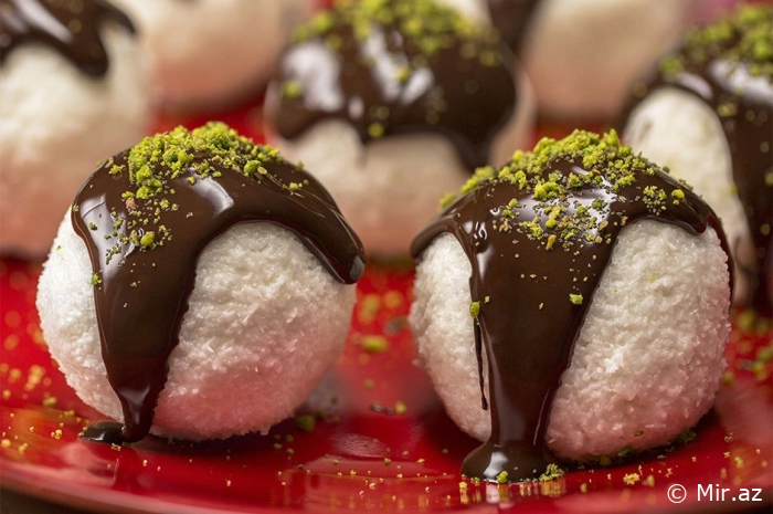 Yeni İl Süfrənizi Bəzəyəcək Qartopu deserti Resepti