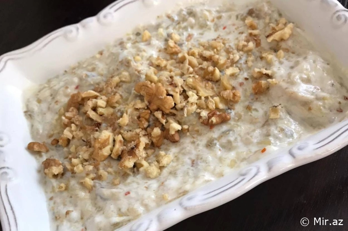 Közlənmiş Badımcan Məzəsi Resepti