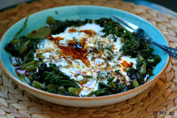 Bol vitaminli “İsti Göyərti“ yeməyi resepti