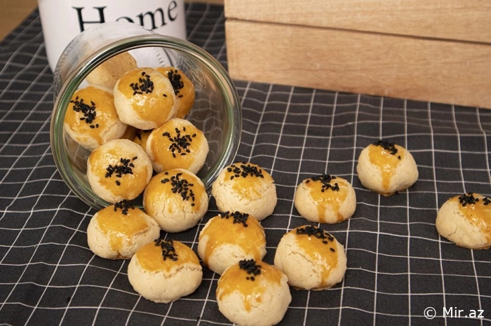 3-4 Gün Saxlaya Biləcəyiniz:Az Duzlu Peçenye  Resepti