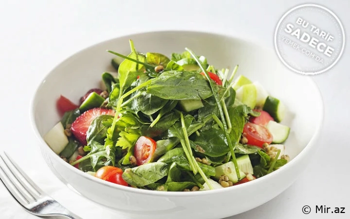 Arıqlamaq istəyənlər üçün “Dietik Detoks“ salatı resepti