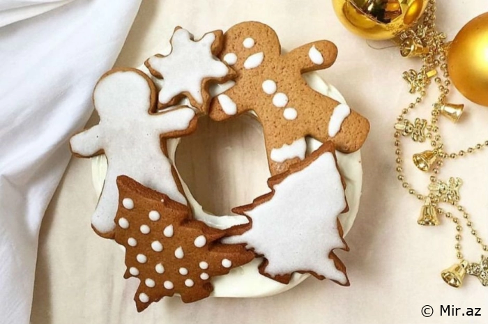 Tort Görünüşlü : Yeni İl Keksi Resepti