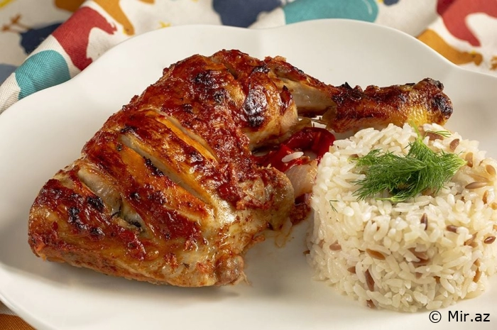 Nar Kimi Qızarmış Sobada Toyuq Budu Resepti