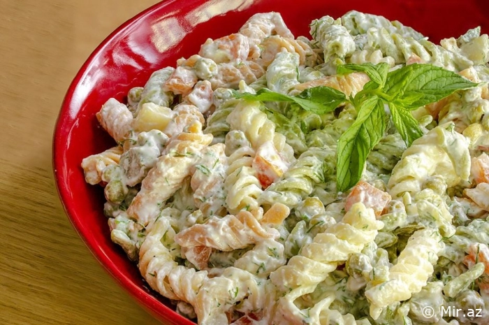 “ Makaron Salatı “ resepti