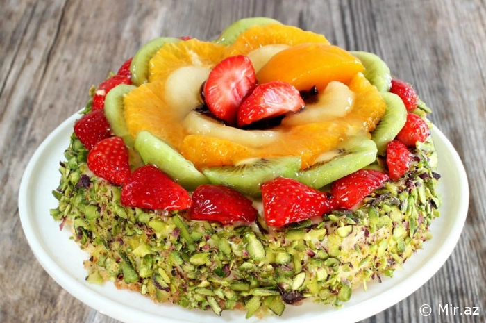 Görünüşü və Dadı ilə Göz Oxşayan Meyvəli Tort resepti