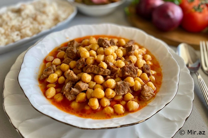 Sulu Yeməklərin Ən Ləzzətlisi : Ətli Noxud Yeməyi Resepti