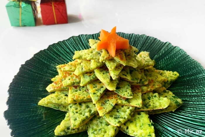 Yaşılı İspanaqdan : Yeni İl Ağacı Formasında Oladi Resepti