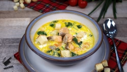 Taclı qızılbalıq: Fin üsulu balıq şorbası resepti