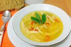 İmmunitetiniz Güclənsin. Toyuq Suyu İlə Şorba Resepti