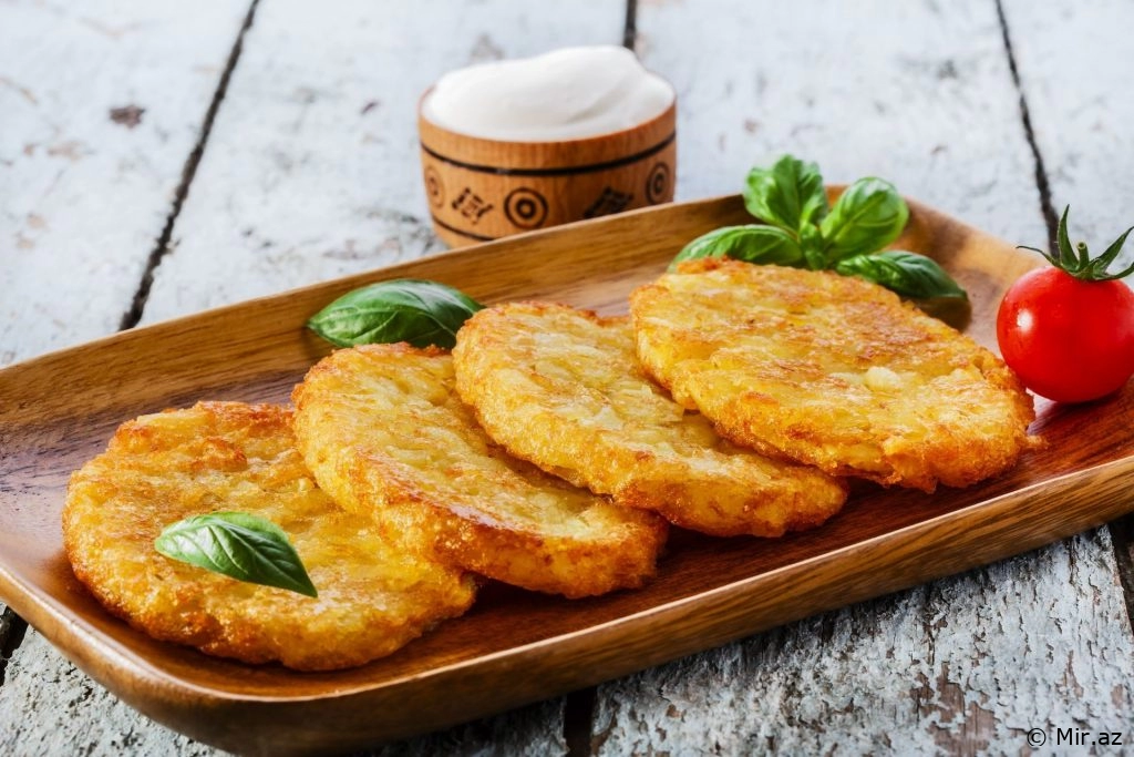 Kartoflu Pendirli Oladi Resepti