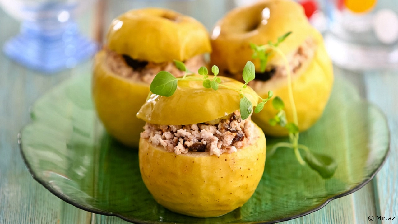 Turş və Şirin Dadların Sintezi : Alma Dolması Resepti