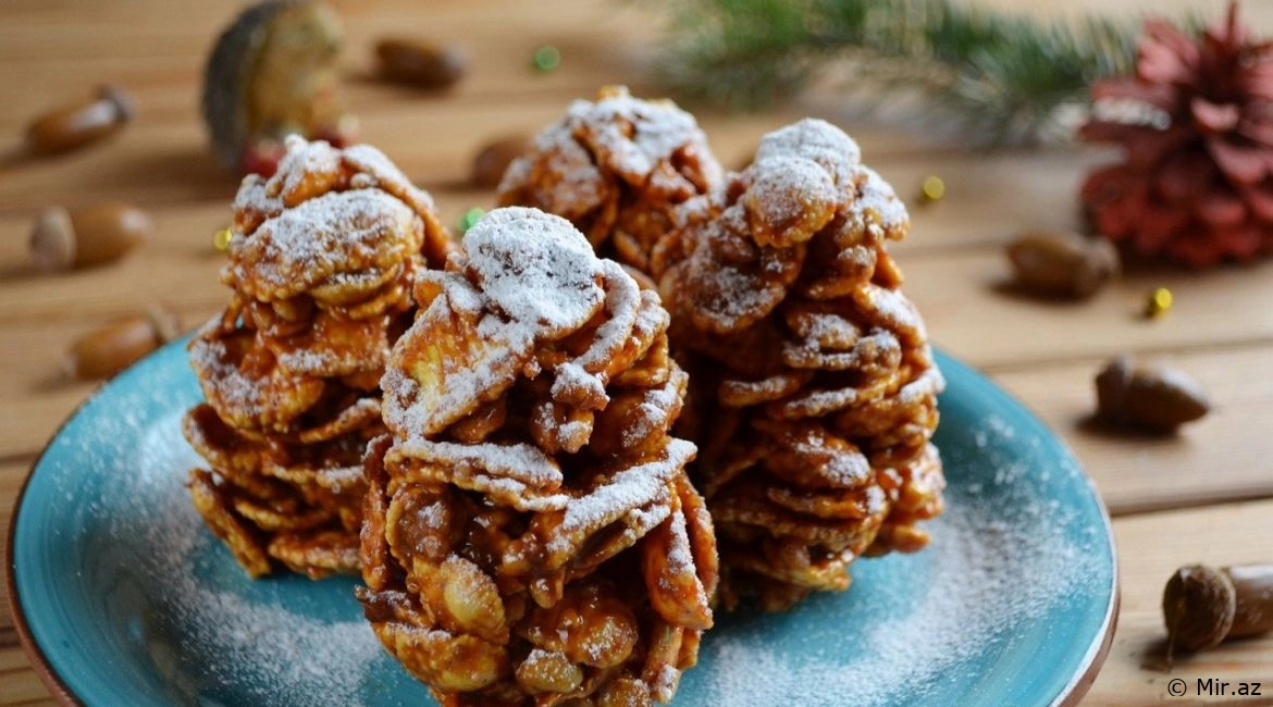 Yeni İl Süfrənizə Çox Yaraşacaq : Şam Qozası Deserti Resepti