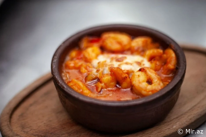HeçKəs Yox Deyə Bilməyəcək: Göbələkli Krevetka Güvəc Resepti