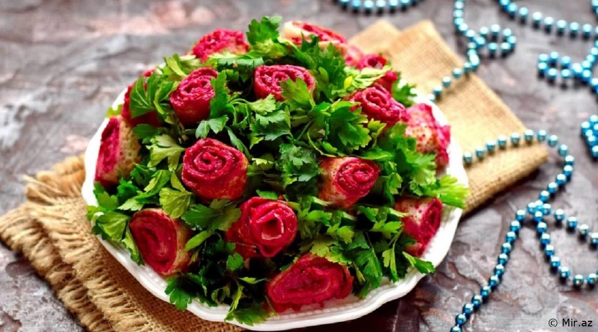 Görünüşü Möhtəşəm : Bayram Süfrənizi Bəzəyəcək Gül Buketi Salat Resepti