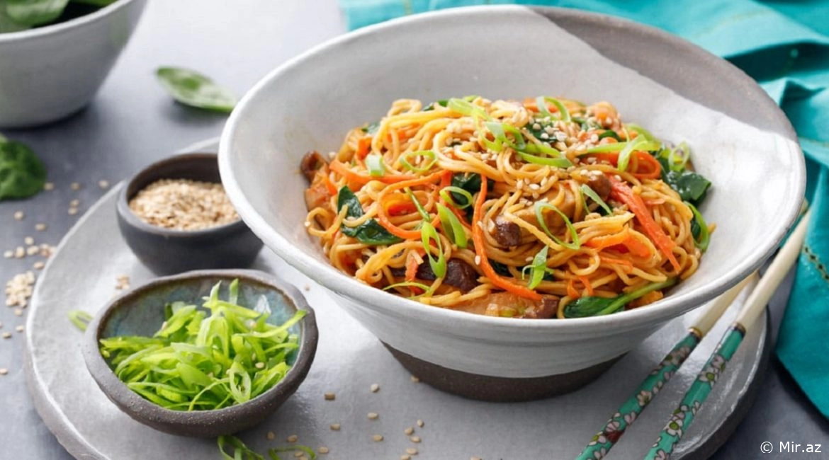 Kafe-Restoranlardakı Ləzzət Evdə - Asiyasayağı Noodle Resepti