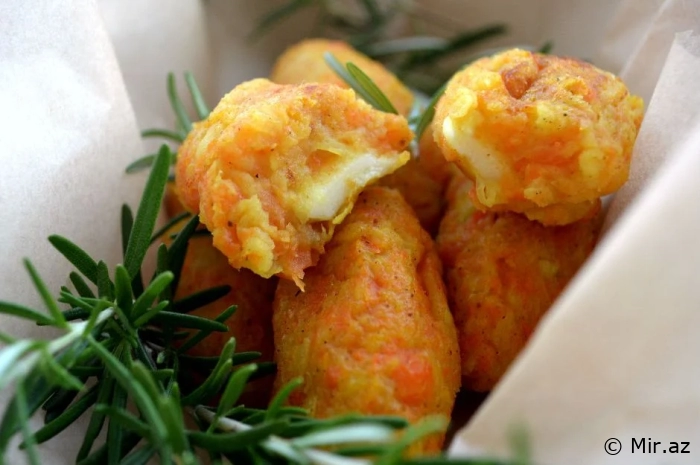 Xırtıldayan Ləzzət: Sobada Pendirli Tərəvəz Kroket Resepti