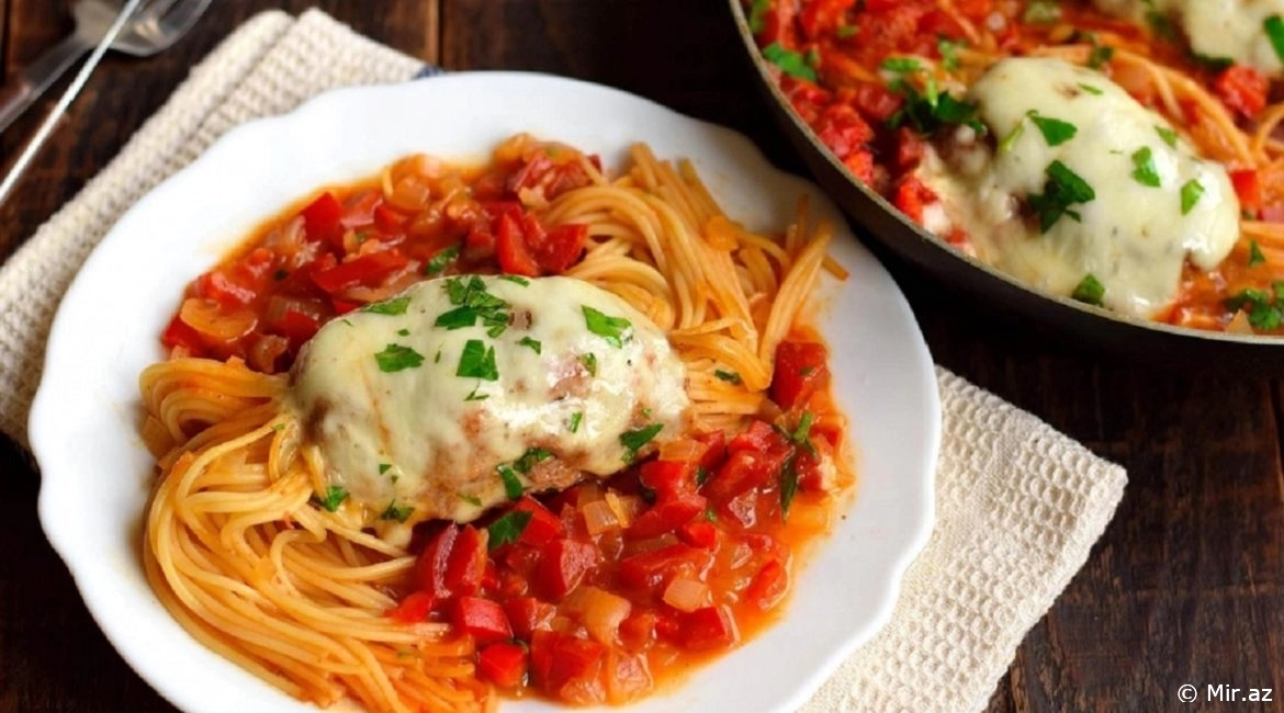 Spaghetti Recipe with Minced Meat and Vegetables