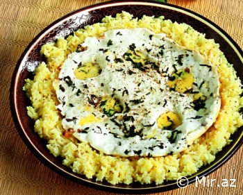 Bakı Mətbəxinin Unudulmuş Yeməyi : Şeşəndaz Plovu Resepti