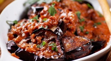 Qiyməli Badımcan Resepti