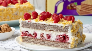 Amazing Taste with 3 Products, Stunning Image: Raspberry Waffle Cake Recipe