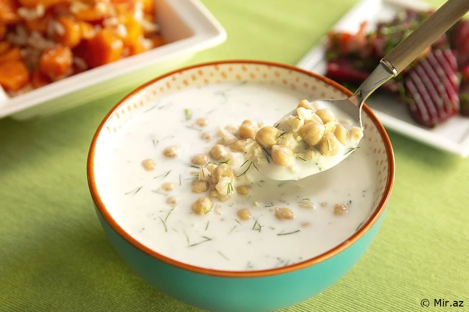 Hazırlanması Çox Asan : Ayran Aşı Şorbası Resepti