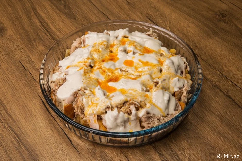 Ərəb Mətbəxindən : Toyuqlu Fette Resepti