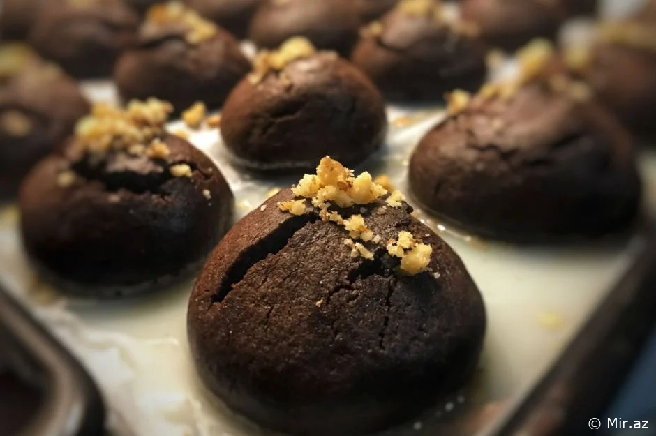 Ləzzətli Çay Saatlarında : Asan İslak Peçenye Resepti