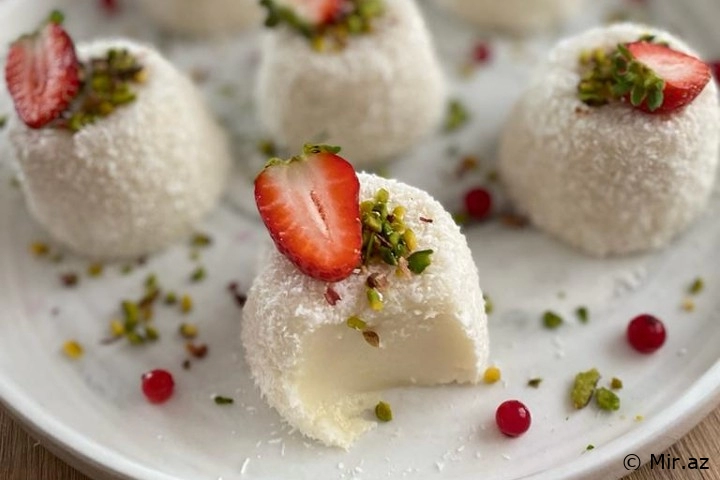 Görüntüsü Möhtəşəm: Fincanda Desert Resepti