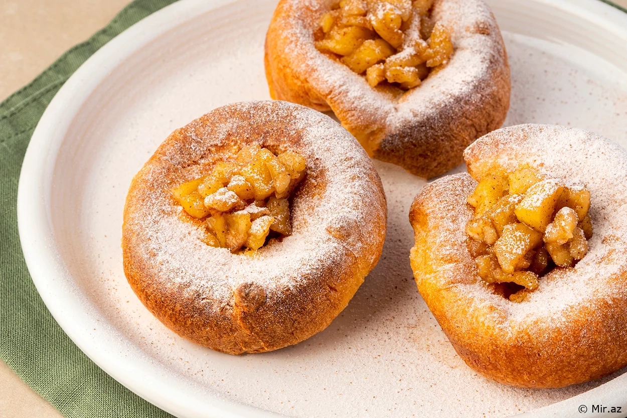 Darçın Qoxulu : Almalı Bulud Çörəyi Resepti