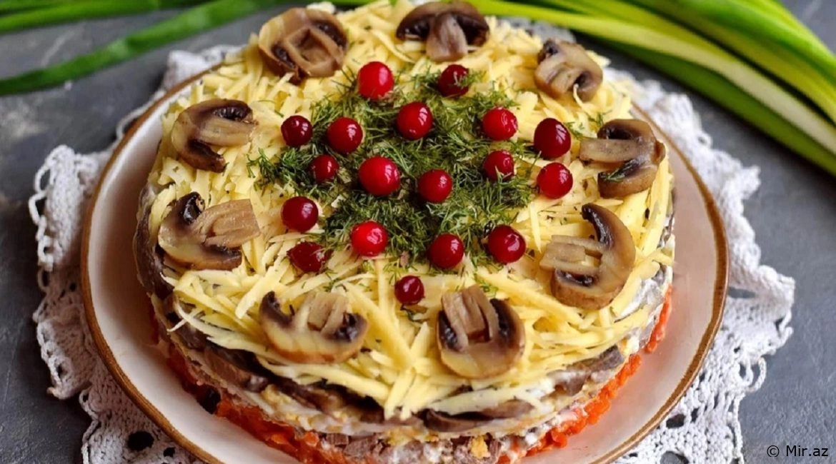 Dadı Göbələkdən : Göbələk Salatı Resepti