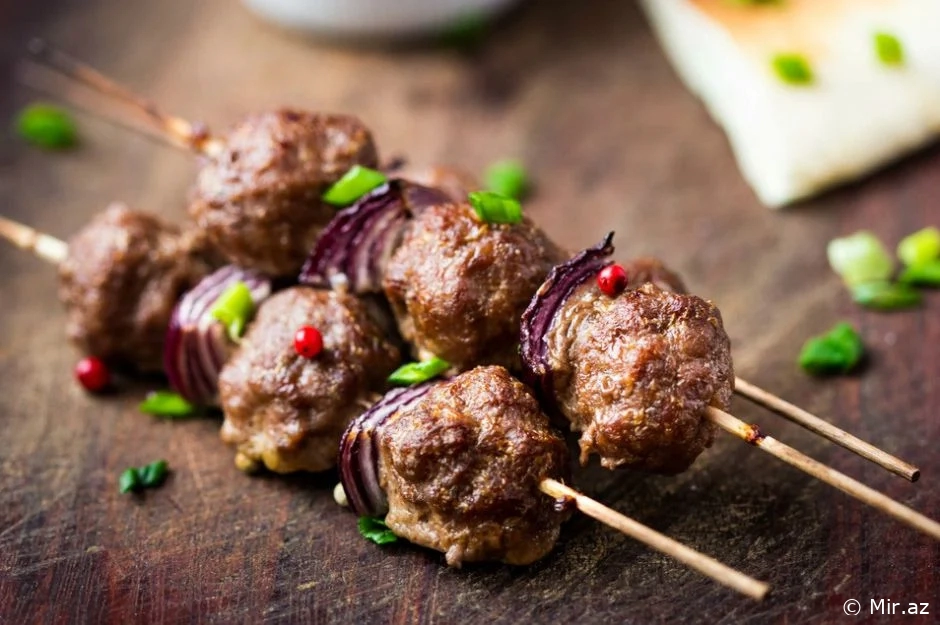Sobada Bişən Ləzzət: Şişdə Kotlet Resepti