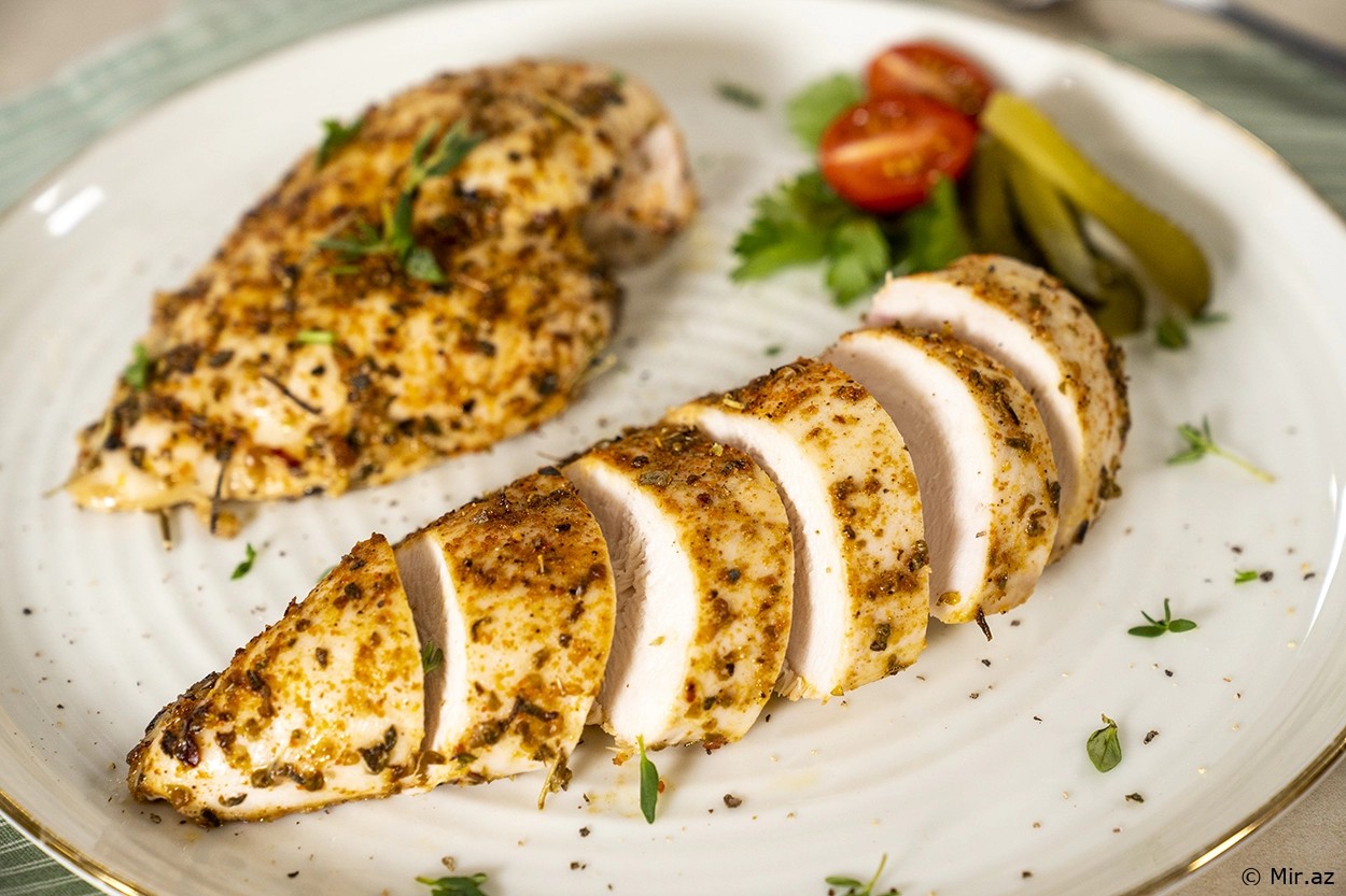 Fərqli Ədviyyat Sousu ilə : Sobada Toyuq Filesi Resepti