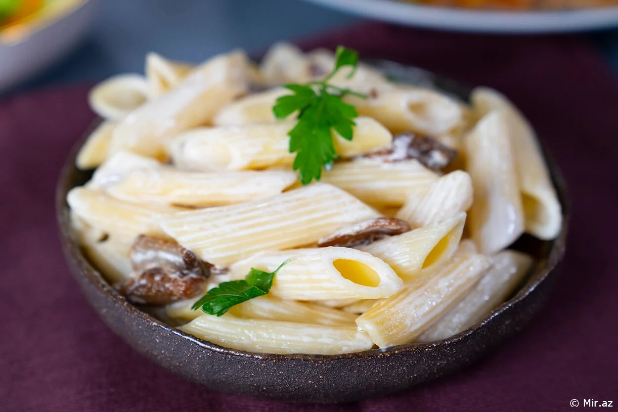 Easy Delight : Creamy Mushroom Pasta Recipe