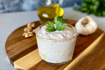 Türkiyə Mətbəxindən: Tarator Sousu Resepti