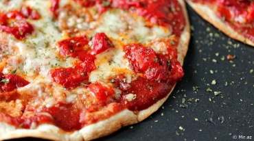 On the Table in 5 Minutes: Easy Lavash Pizza Recipe