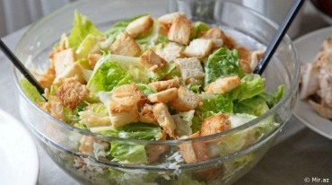 A Different Taste: Caesar Salad Recipe for Dieters