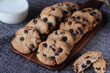 In the Oven in 10 Minutes: Easy Crispy Cookies Recipe