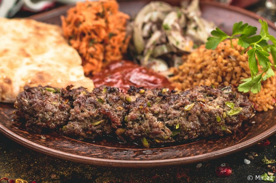 Antep Fıstıqlı Şişdə Kotlet Resepti