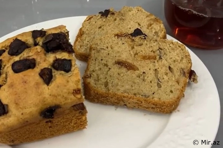 Buğda Unu ilə: Şəkərsiz Qış Keksi Resepti