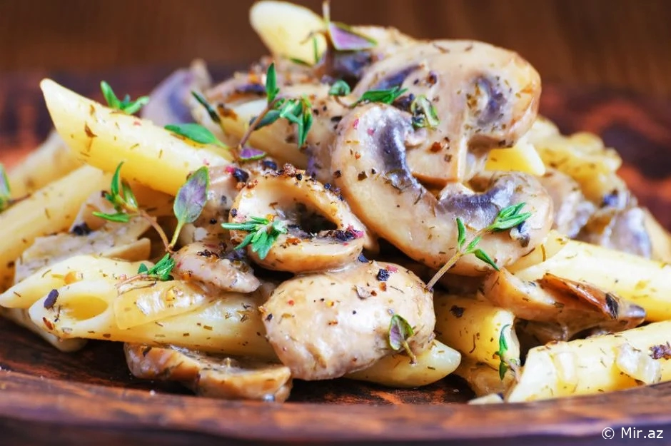 Qaymaq Şərt Deyil : Göbələkli Makaron Resepti