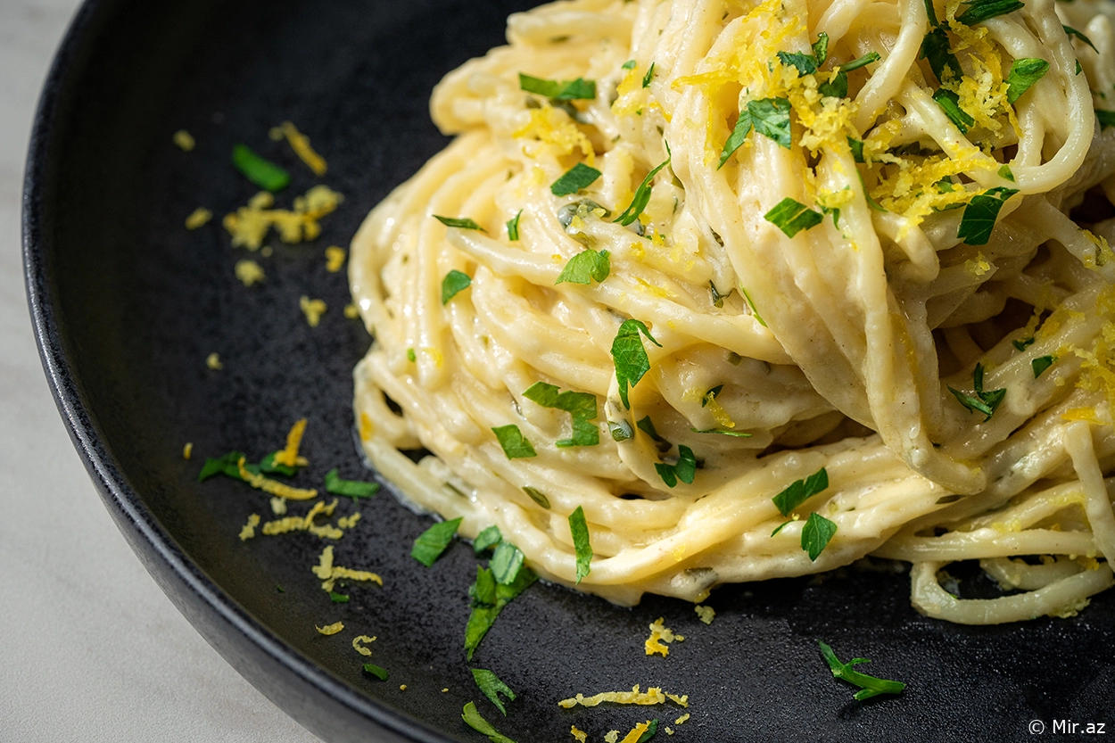 Damaqlar Şənlənsin: Limonlu Sarımsaqlı Spagetti Resepti