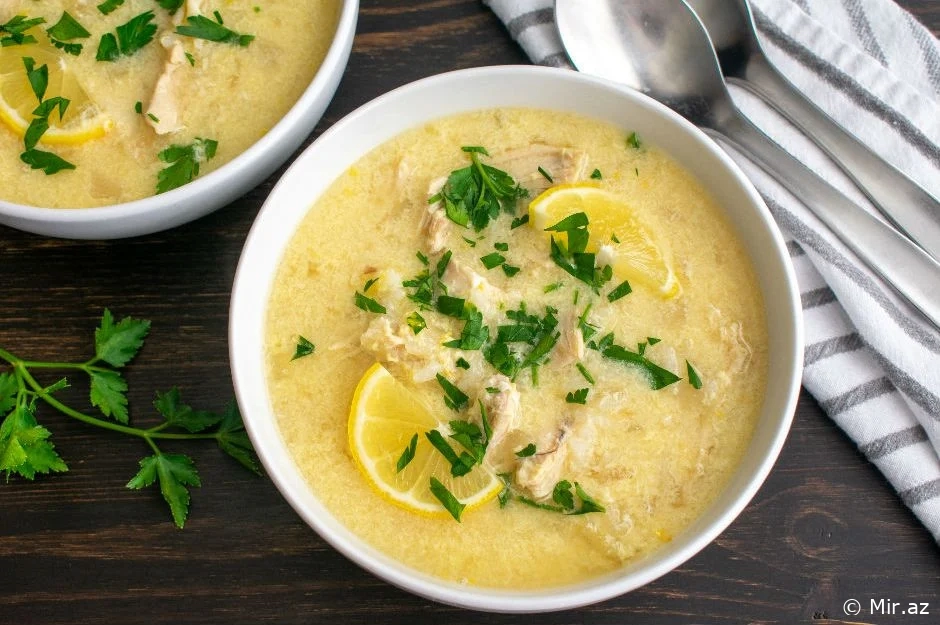 Şəfa Niyətinə: Limonlu Düyülü Toyuq Şorbası Resepti