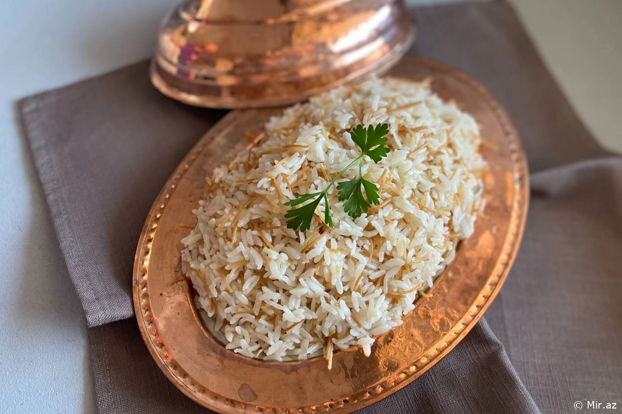 Olmazsa Olmaz : Vermişelli Plov Resepti