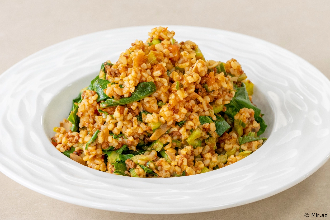 Yanına da Qatıq: Pazılı Qiyməli Bulqr Resepti