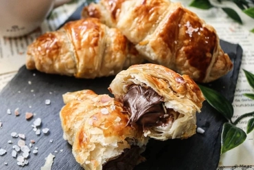 With Just 3 Ingredients: Chocolate Croissant Recipe