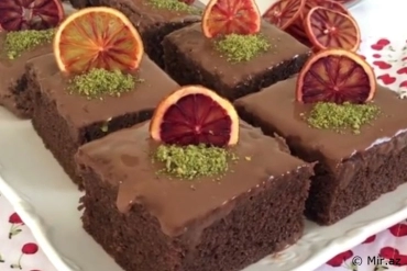 Orange Sauce: Chocolate Brownie Cupcakes Recipe