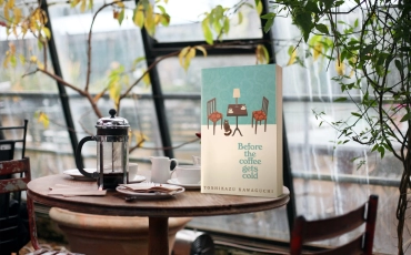 Time Travel, Coffee, and Stories: Don't Miss Out on Reading This Book!
