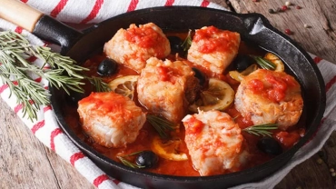Ton balığı resepti: Pomidor soslu ton balığı necə hazırlanır?