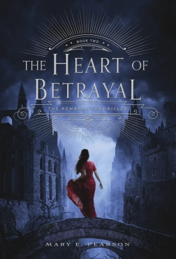 Mary E. Pearson "The Heart of Betrayal" PDF