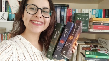 İs Serisi: Tünel, Nehir ve Günebakan Kitap Yorumları - Muhteşem Duygusal Yolculuk!